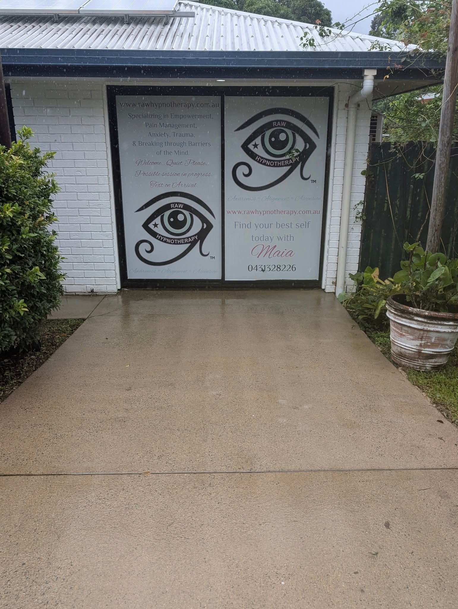 Patio pressure washing after cleaning